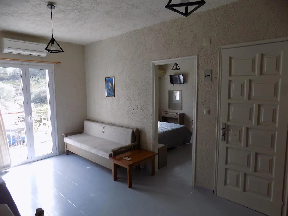 Afrodite Spacious Apartments! Agia Efimia Griechenland