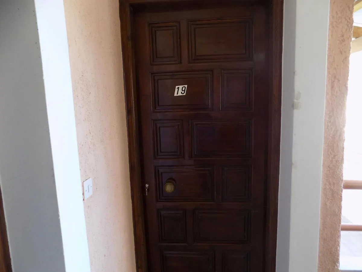 Afrodite Spacious Apartments! Agia Efimia