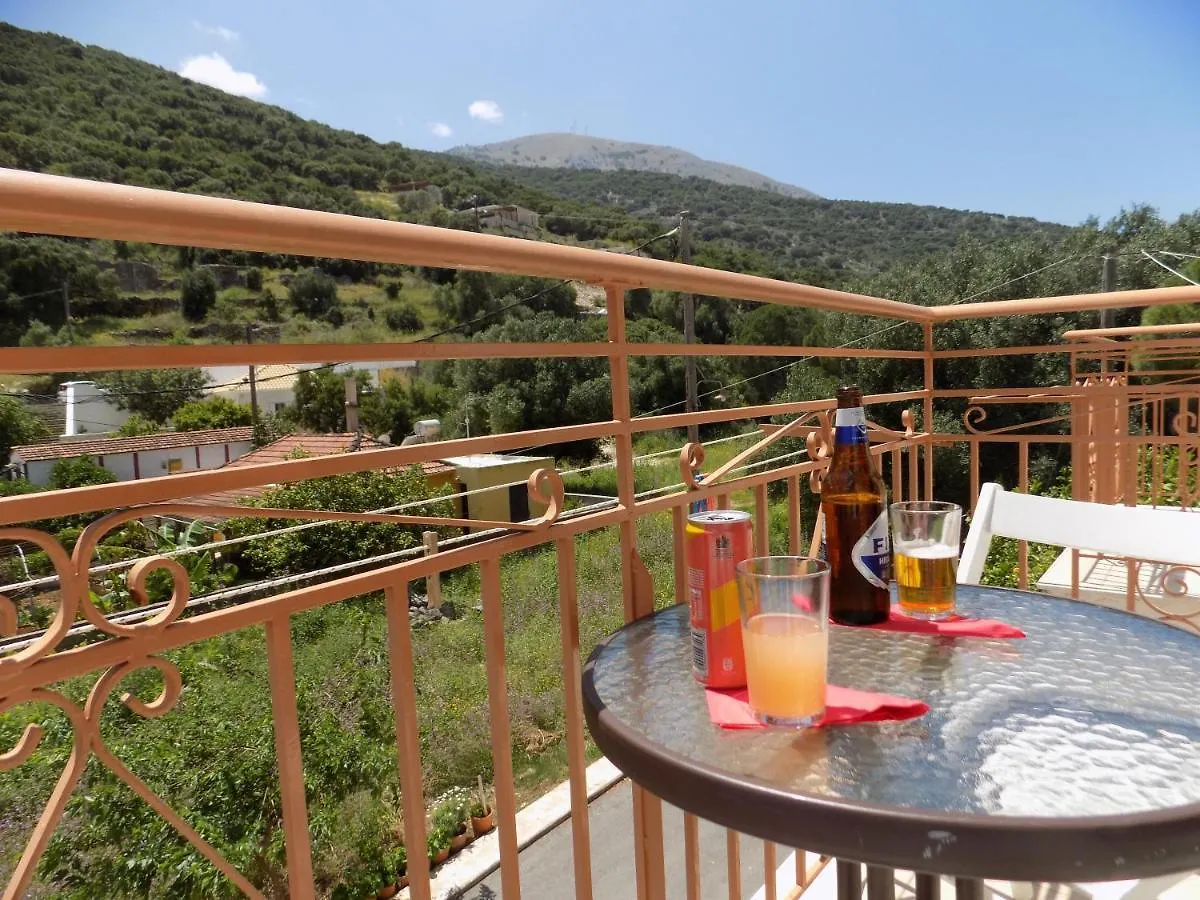 Afrodite Spacious Apartments! Agia Efimia 2*,  希腊